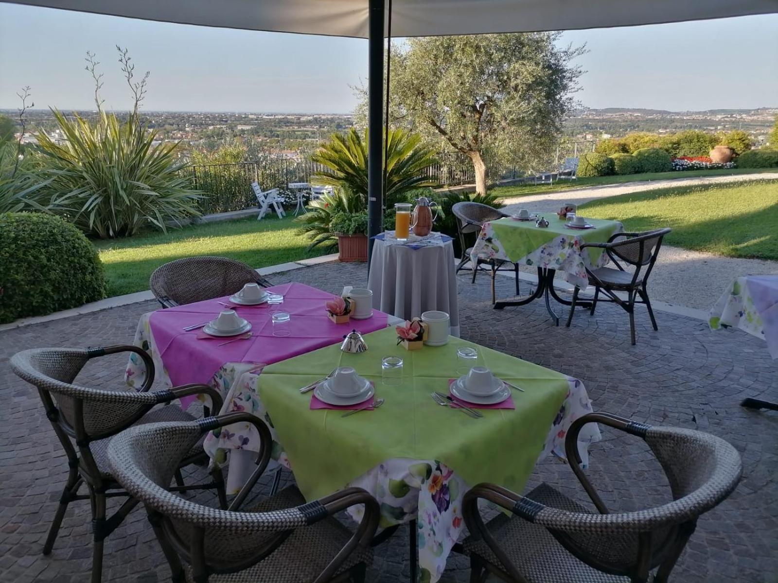 Villa Archi B&B San Pietro in Cariano Εξωτερικό φωτογραφία